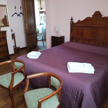 L'Ape In Corte Casa Di Campagna, Via Francigena Stanze E Colazione Vaccarizza Eksteriør billede