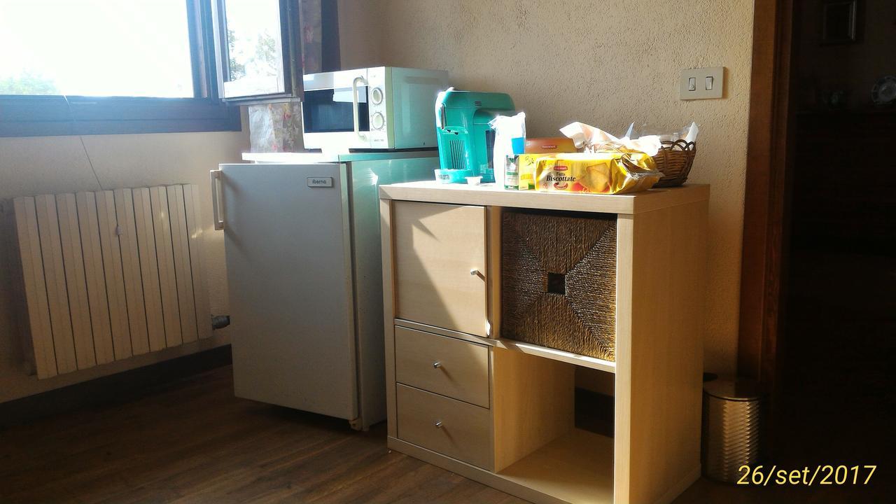L'Ape In Corte Casa Di Campagna, Via Francigena Stanze E Colazione Vaccarizza Eksteriør billede